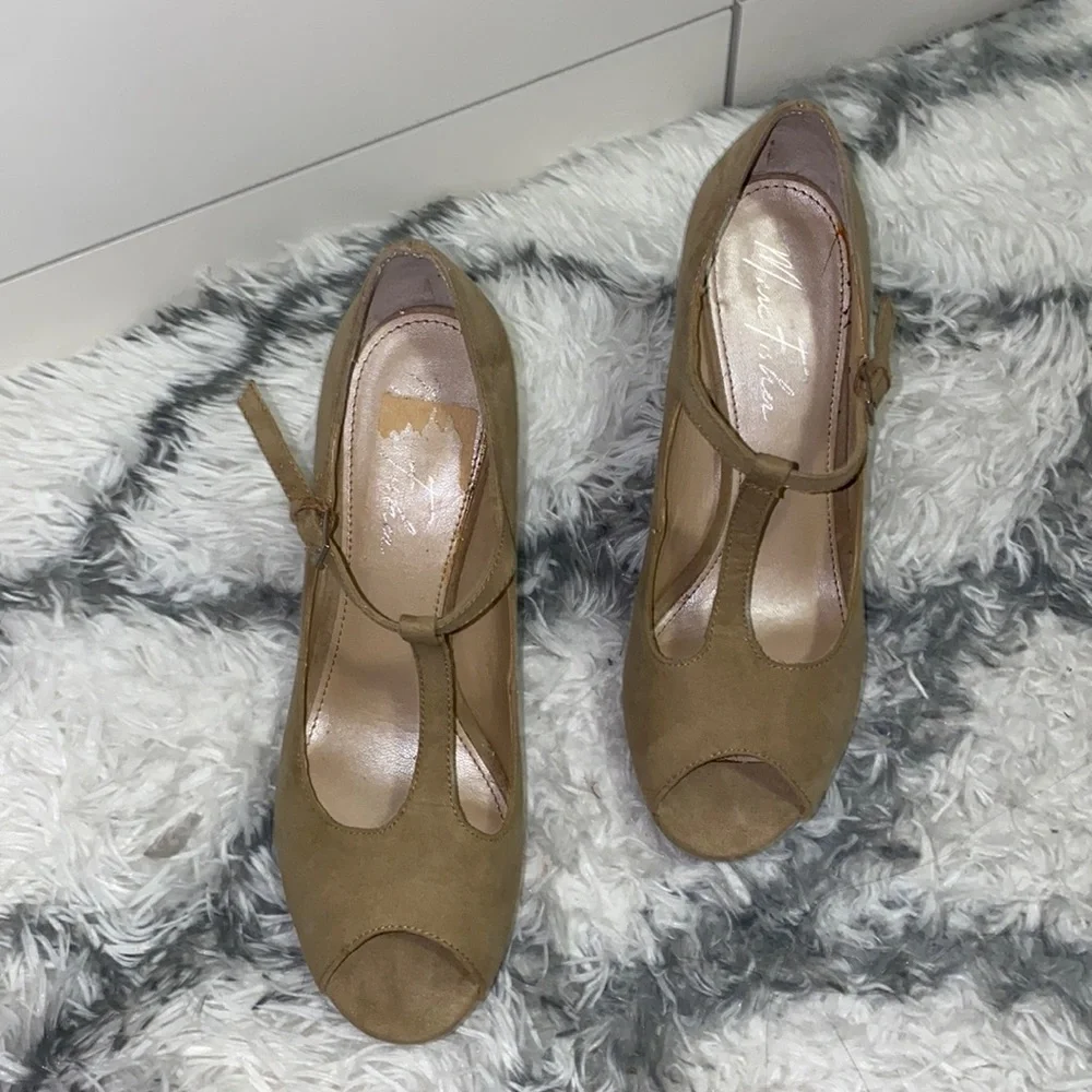 nude heels - Picture 3 of 4